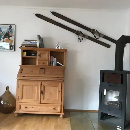 Cosy In Quiet Residential Area - Newly Renovated