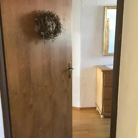Cosy In Quiet Residential Area - Newly Renovated Apartment Bad Ischl