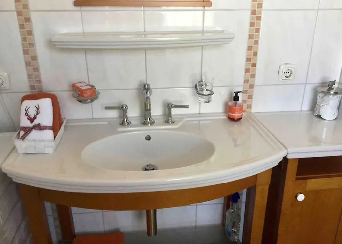 Cosy In Quiet Residential Area - Newly Renovated Apartmán *