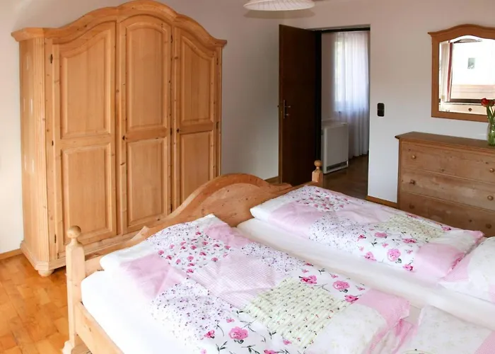 Cosy In Quiet Residential Area - Newly Renovated Lejlighed *