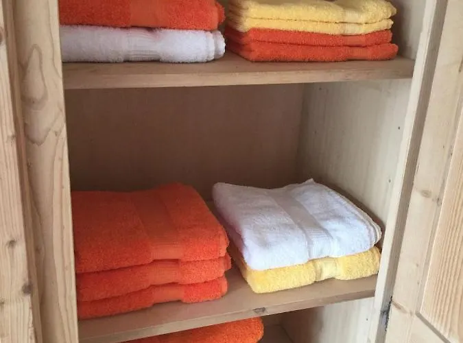 Cosy In Quiet Residential Area - Newly Renovated Bad Ischl